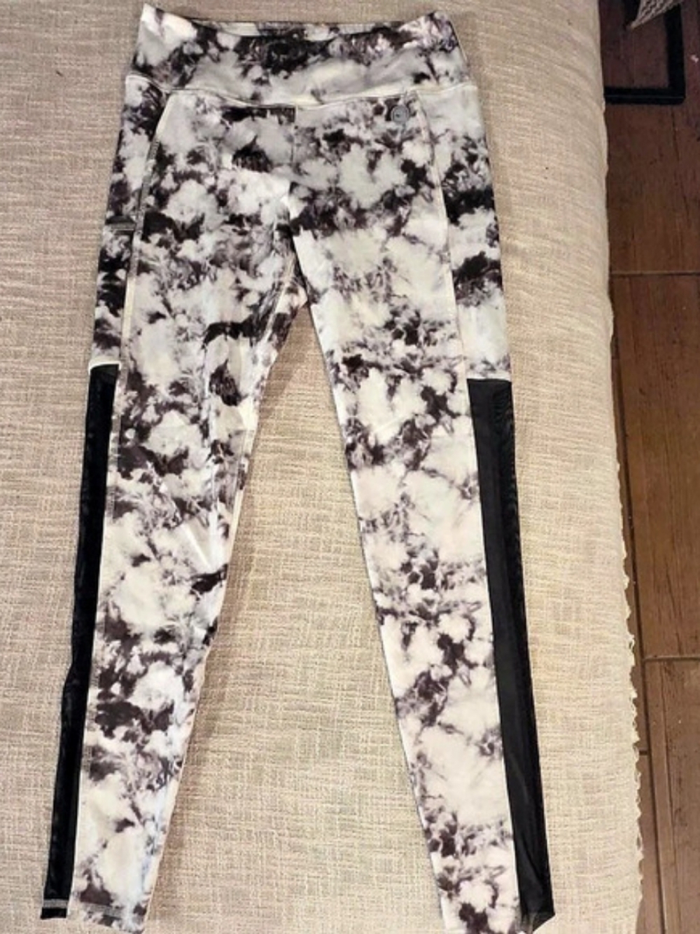 Hollister Cali Sport Mesh Panel Leggings Mesh Panel Tie-Dye Leggings Small